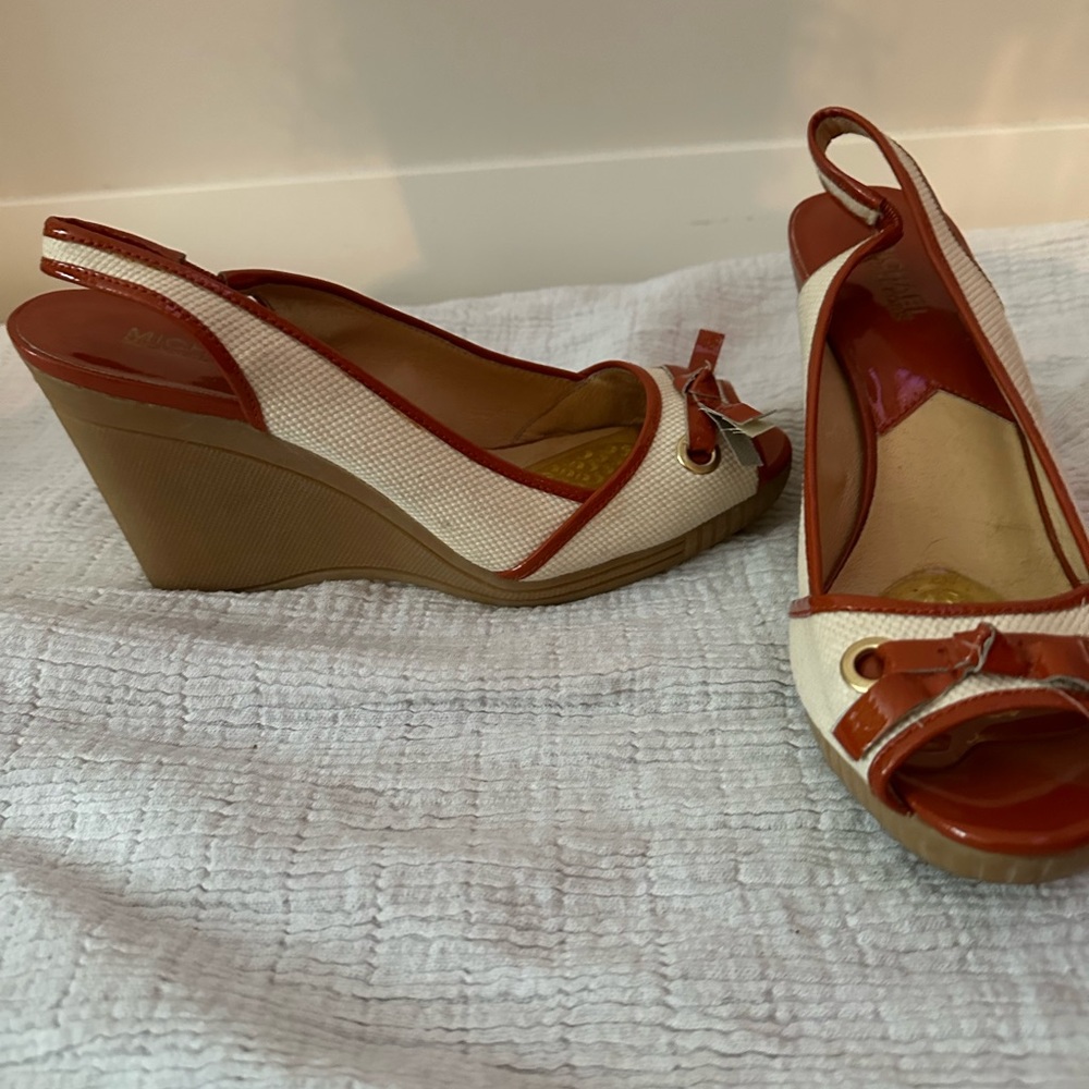 Michael kors wedges